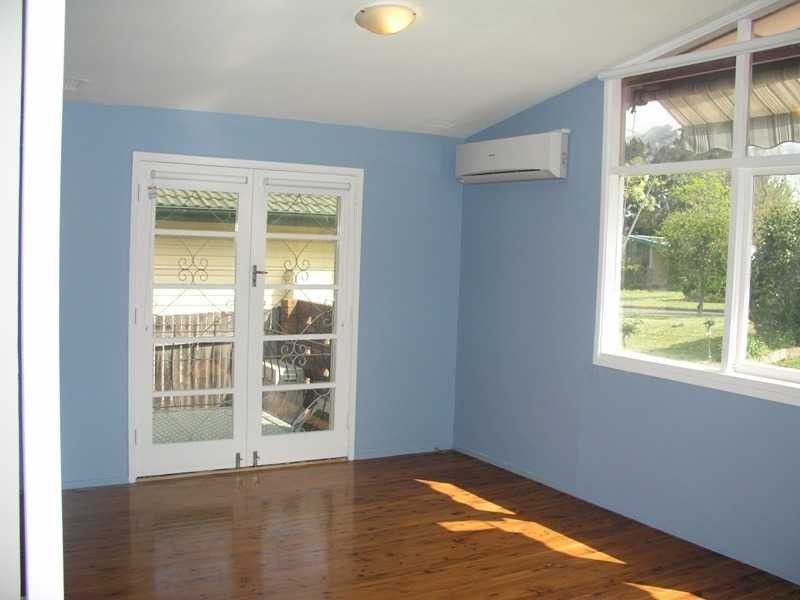 8 Harrison Street, Northmead NSW 2152