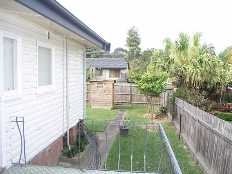 8 Harrison Street, Northmead NSW 2152