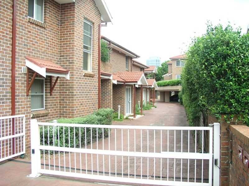 22/1 Rangihou Crescent, Parramatta NSW 2150