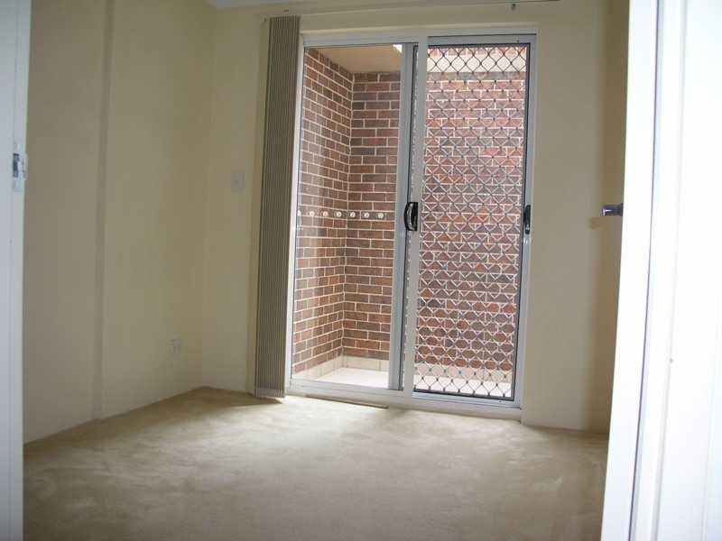 22/1 Rangihou Crescent, Parramatta NSW 2150