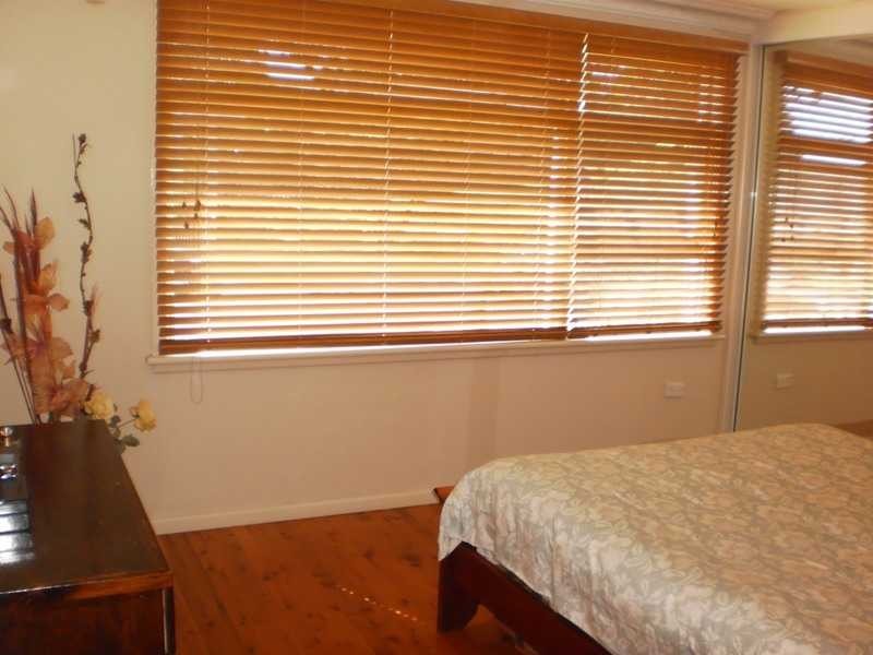 42 Apple Street, Constitution Hill NSW 2145