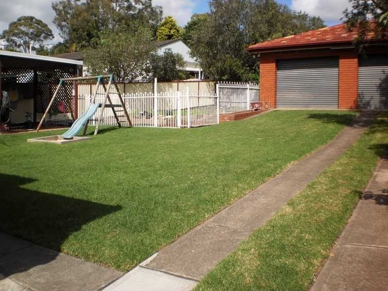 42 Apple Street, Constitution Hill NSW 2145