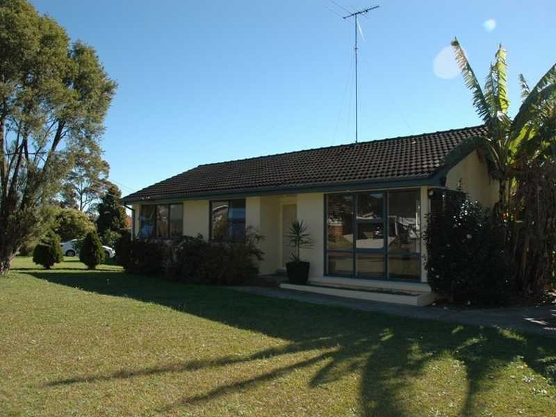 34 Lodge Avenue, Old Toongabbie NSW 2146