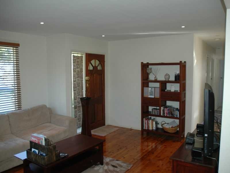 34 Lodge Avenue, Old Toongabbie NSW 2146