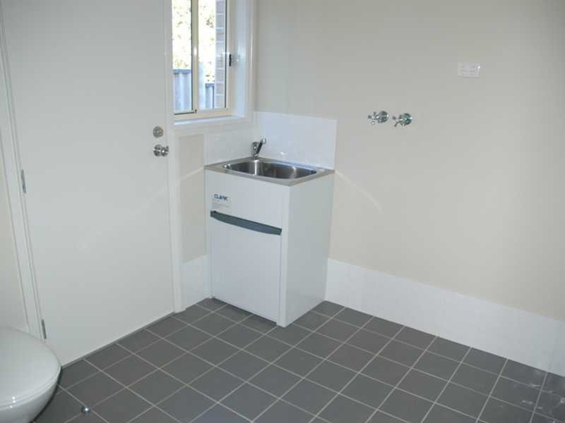 16 Brett Avenue, Constitution Hill NSW 2145