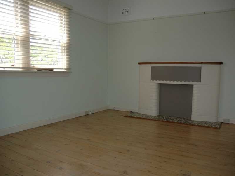 22 Fletcher Street, Northmead NSW 2152