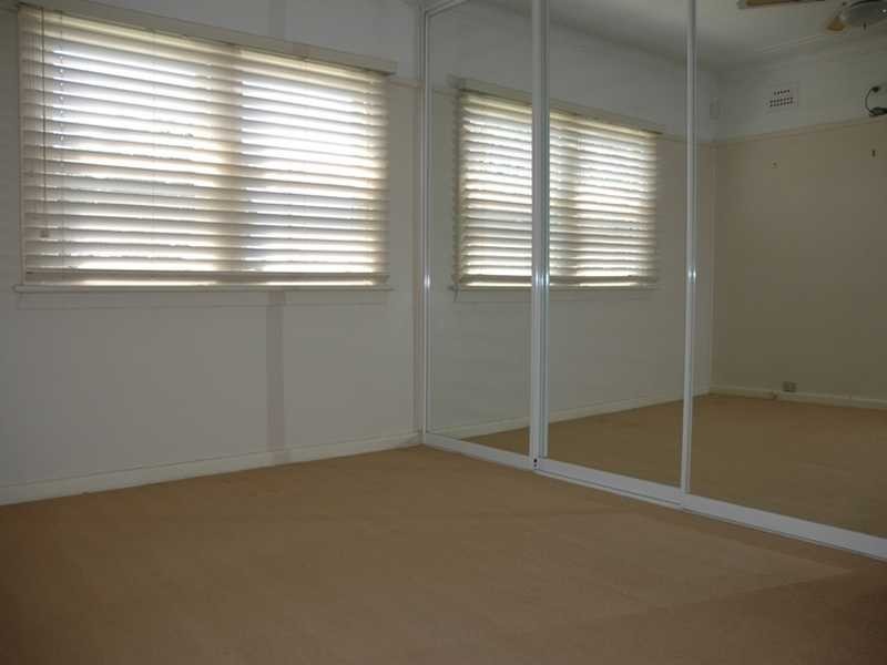 22 Fletcher Street, Northmead NSW 2152