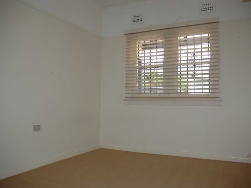 22 Fletcher Street, Northmead NSW 2152