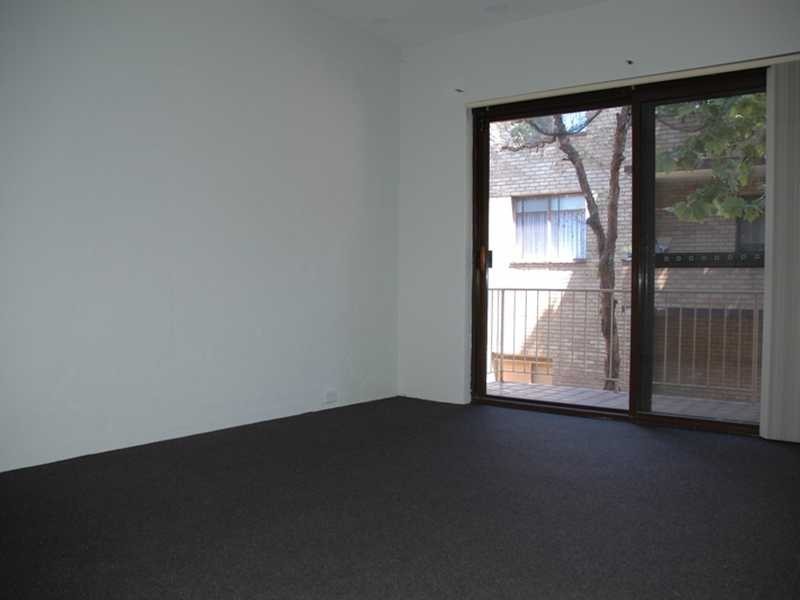 2/2 Allen Street, Harris Park NSW 2150