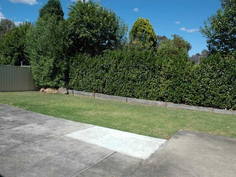 24 Brelogail Street, Northmead NSW 2152