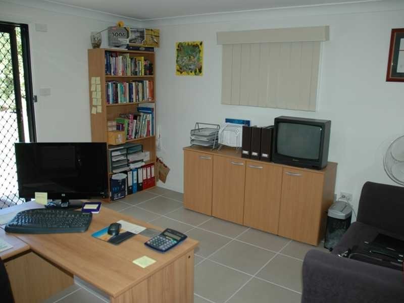 24 Brelogail Street, Northmead NSW 2152