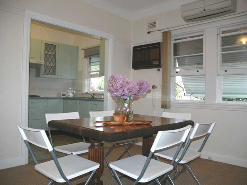 18 Thomas Street, Northmead NSW 2152