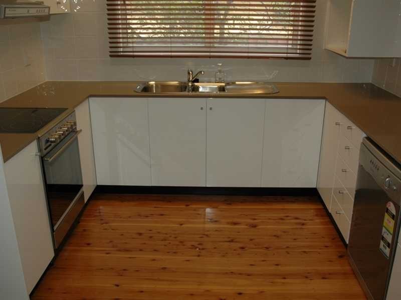 1 Hemsworth Avenue, Northmead NSW 2152