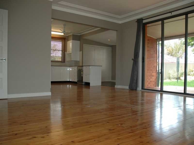 1 Hemsworth Avenue, Northmead NSW 2152