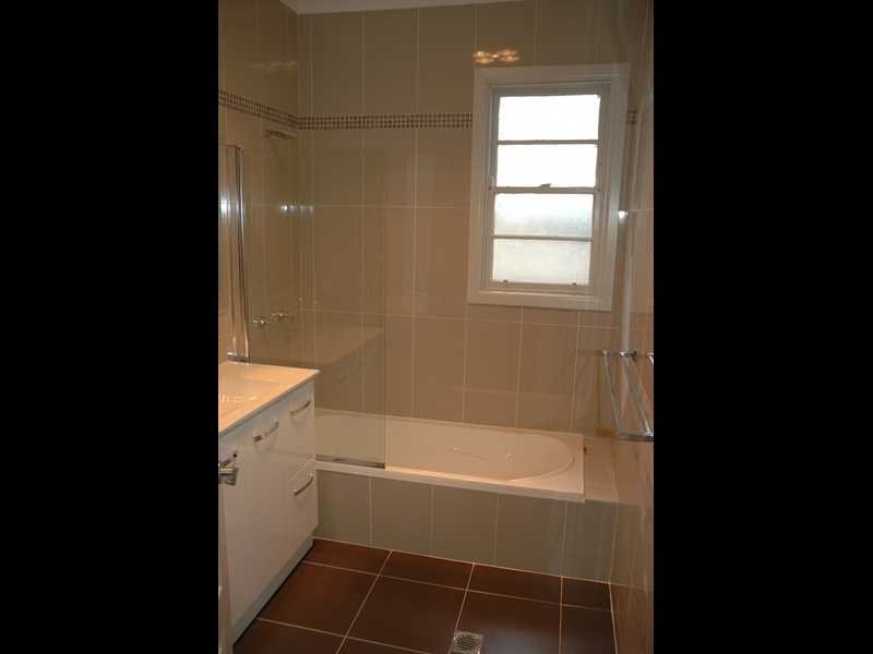 1 Hemsworth Avenue, Northmead NSW 2152