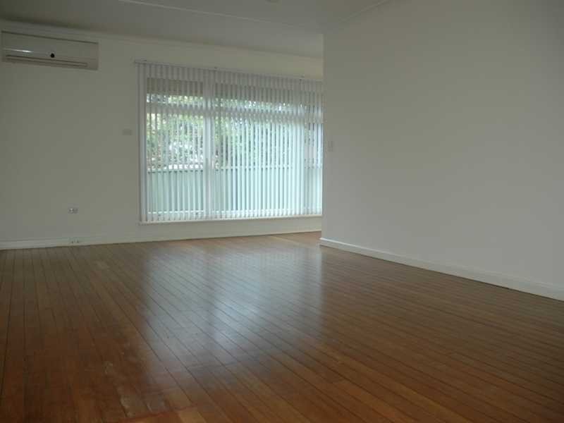 70 Windsor Road, Northmead NSW 2152