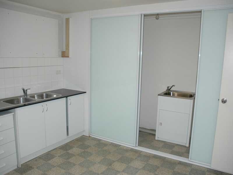 70 Windsor Road, Northmead NSW 2152