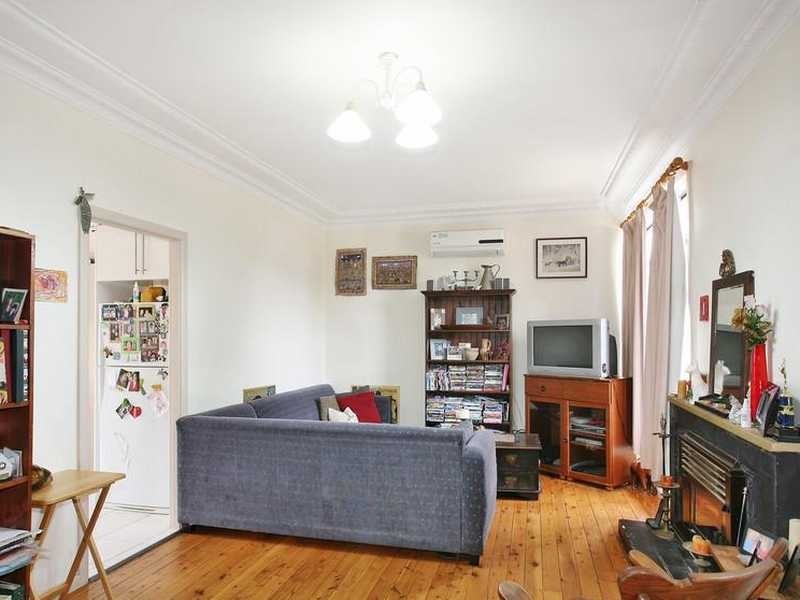 13 Glenn Avenue, Northmead NSW 2152