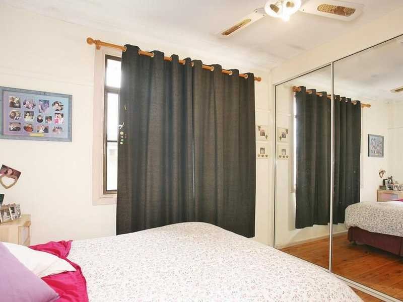 13 Glenn Avenue, Northmead NSW 2152