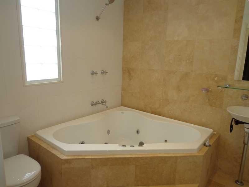 60 Sherwood Street, Northmead NSW 2152