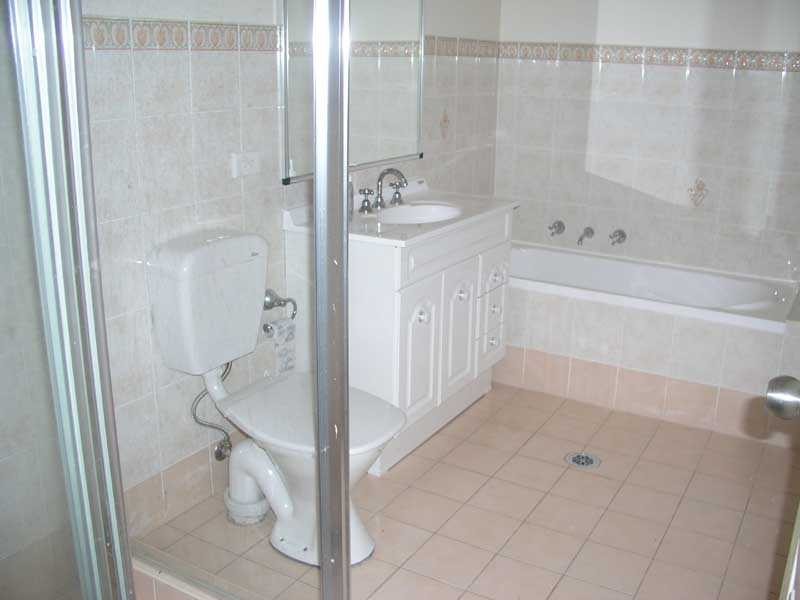 10/3-7 Redbank Place, Northmead NSW 2152