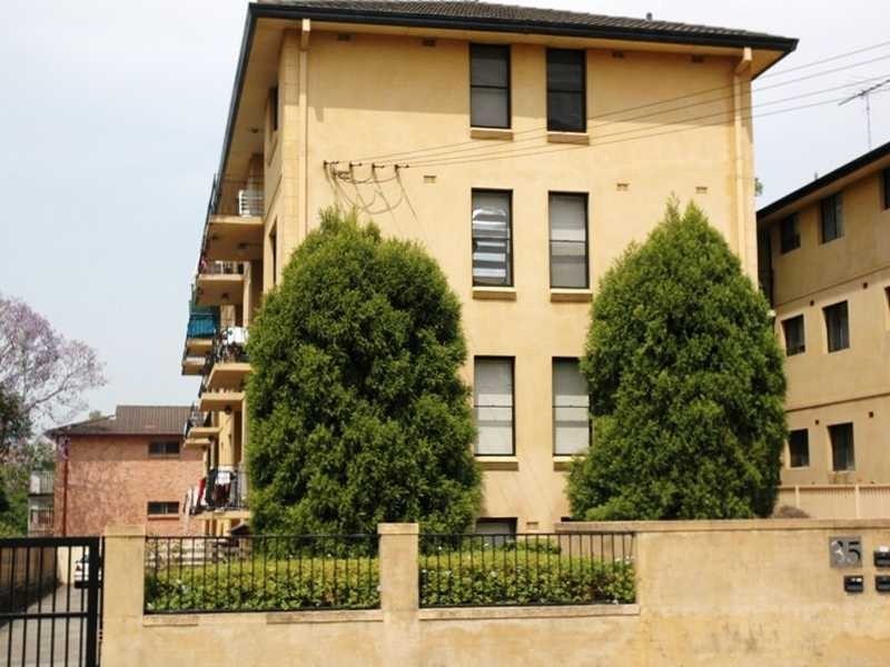 12/35 Harris Street, Harris Park NSW 2150