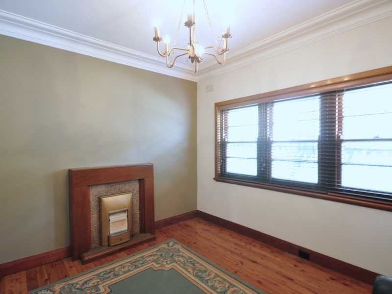 3 Hemsworth Avenue, Northmead NSW 2152