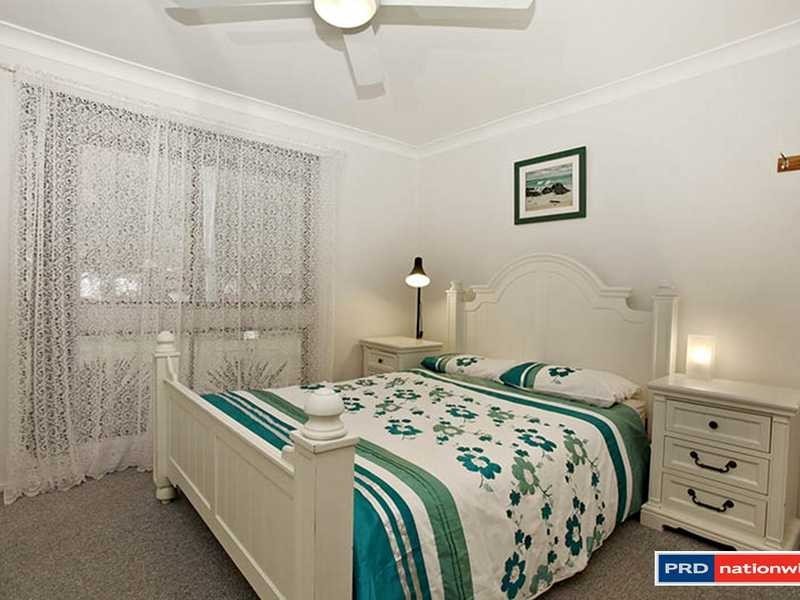 52 Orleans Crescent, Toongabbie NSW 2146