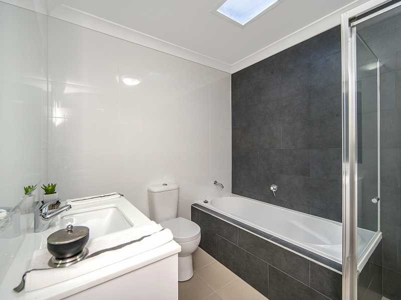 17/9-17 Windermere Avenue, Northmead NSW 2152