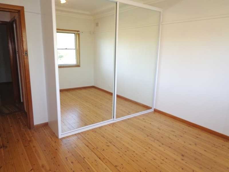 36 Redbank Road, Northmead NSW 2152