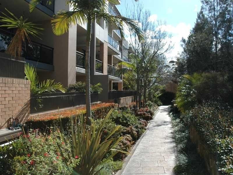 96/4 Purser Avenue, Castle Hill NSW 2154