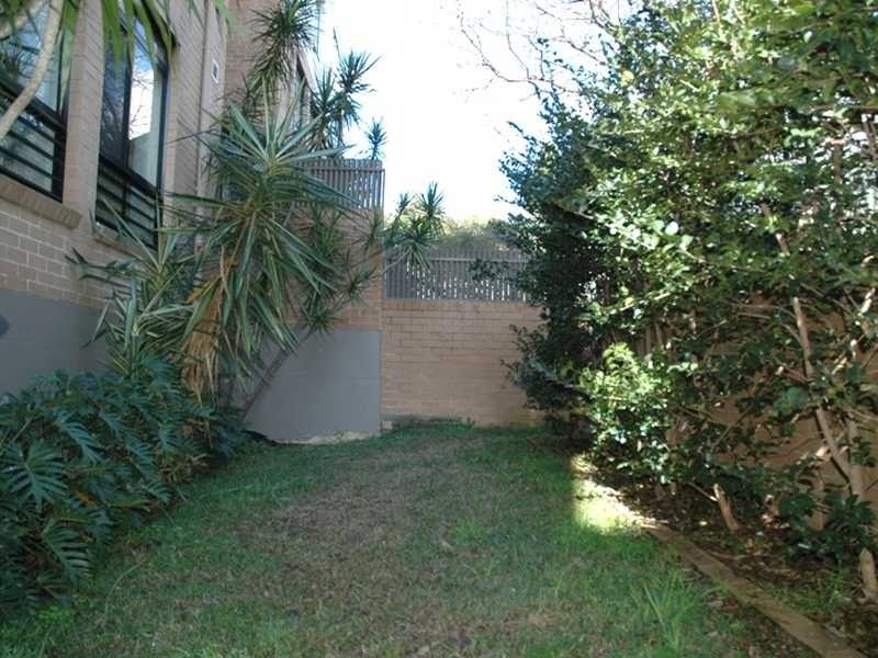 96/4 Purser Avenue, Castle Hill NSW 2154