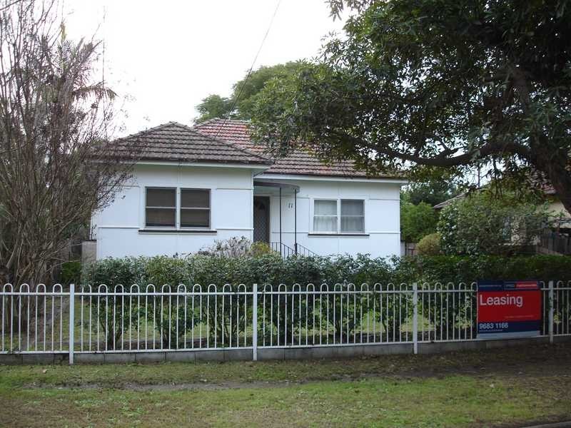 11 Beamish Road, Northmead NSW 2152