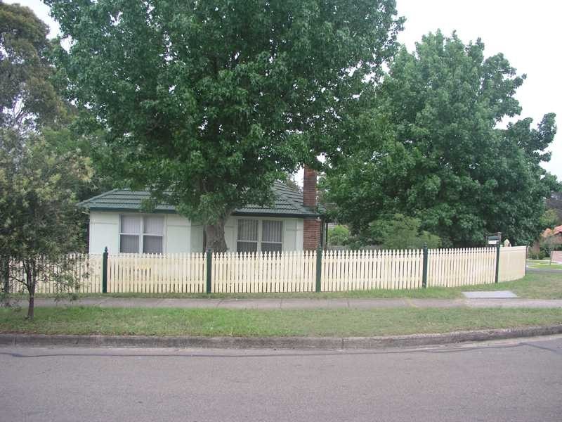 2 Redbank Place, Northmead NSW 2152