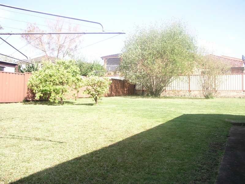 32 Park Street, Merrylands NSW 2160