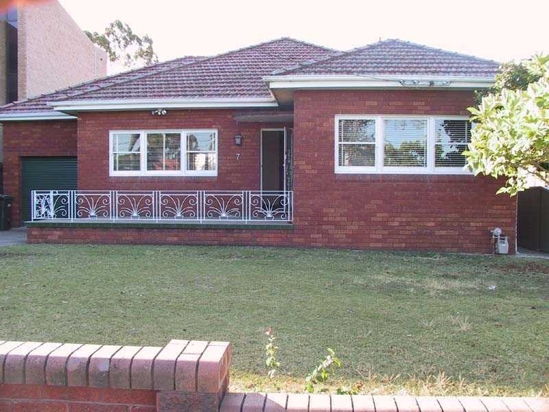 7 Canyon Road, Baulkham Hills NSW 2153