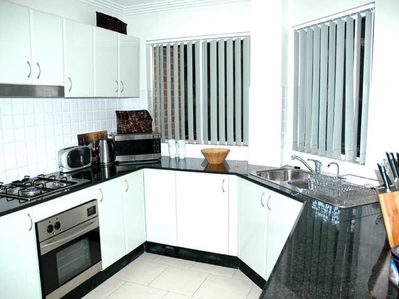 2/31-34 Moss Place, Westmead NSW 2145