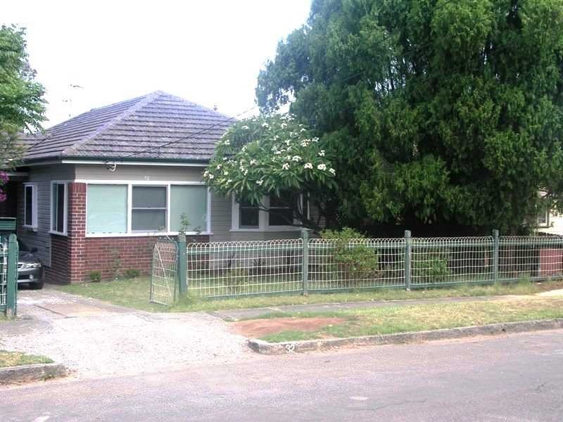 32 Frances Street, Northmead NSW 2152