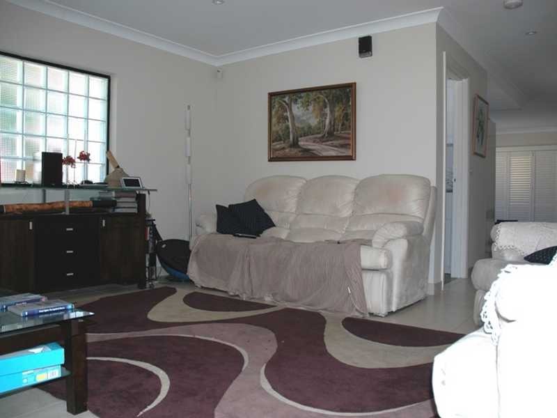 Unit 10/9-13 Balmoral Road, Northmead NSW 2152