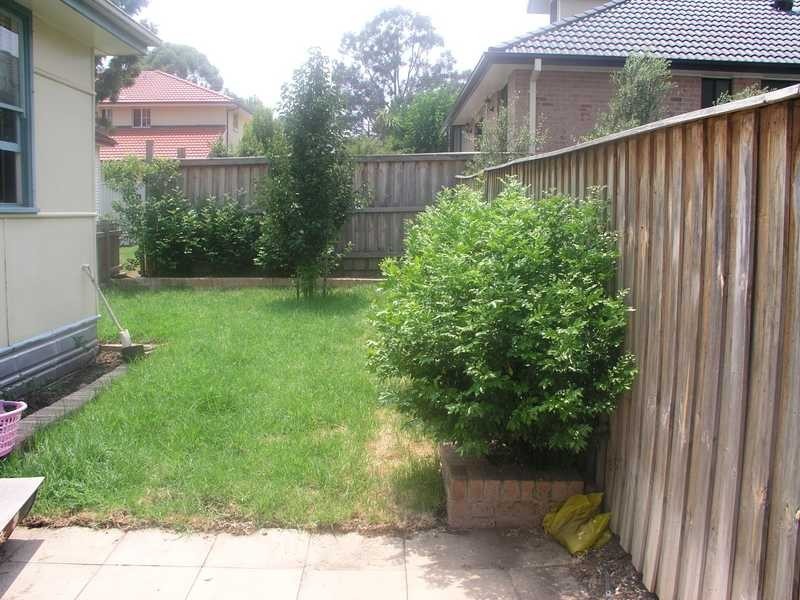 84 Redbank Road, Northmead NSW 2152