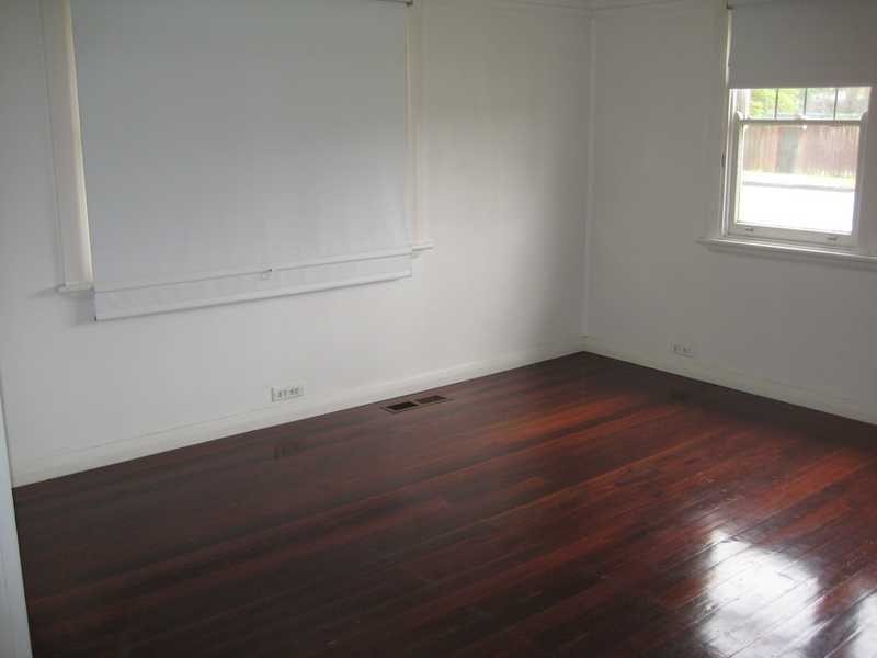 32 Hemsworth Avenue, Northmead NSW 2152