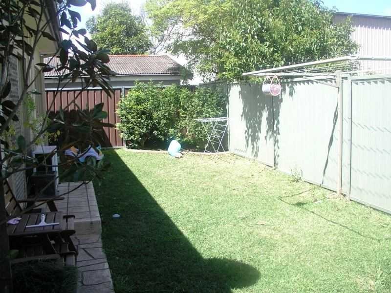 30B Peachtreee Avenue, Wentworthville NSW 2145