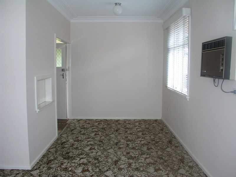 32 Park Avenue, Merrylands NSW 2160