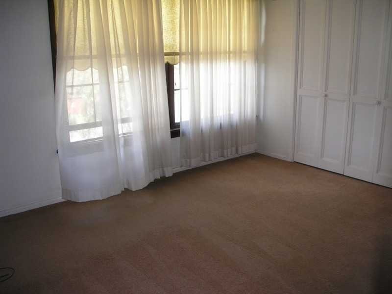 16 Lennox Street, Northmead NSW 2152