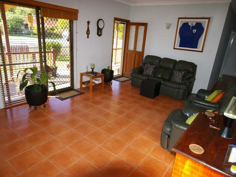 36 Clara Street, Tumbarumba NSW 2653