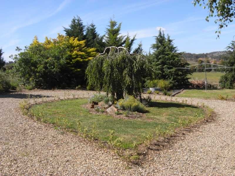 36 Clara Street, Tumbarumba NSW 2653