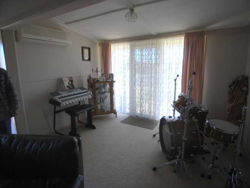 36 Clara Street, Tumbarumba NSW 2653