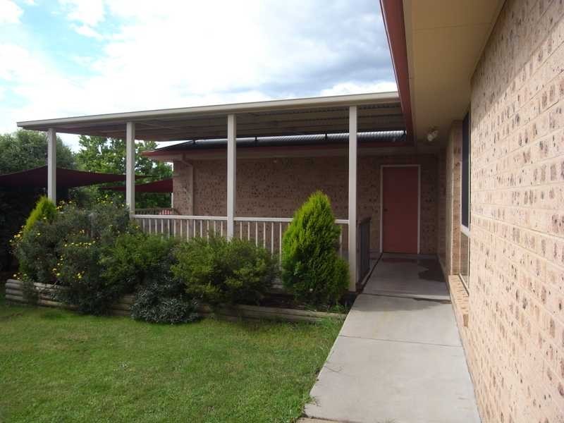 28 Fleet Street, Tumbarumba NSW 2653