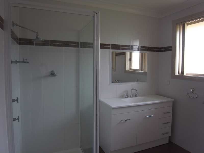 28 Fleet Street, Tumbarumba NSW 2653