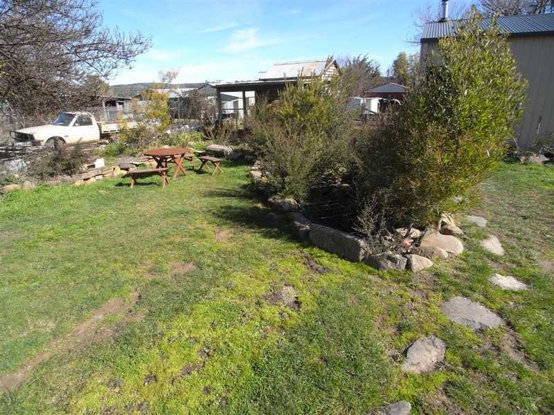 51 Gilbert Street, Tumbarumba NSW 2653